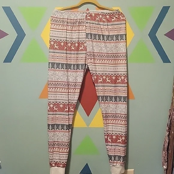 2 Set Women's Christmas Pajama Set Of 2 Size Medium - Picture 5 of 6